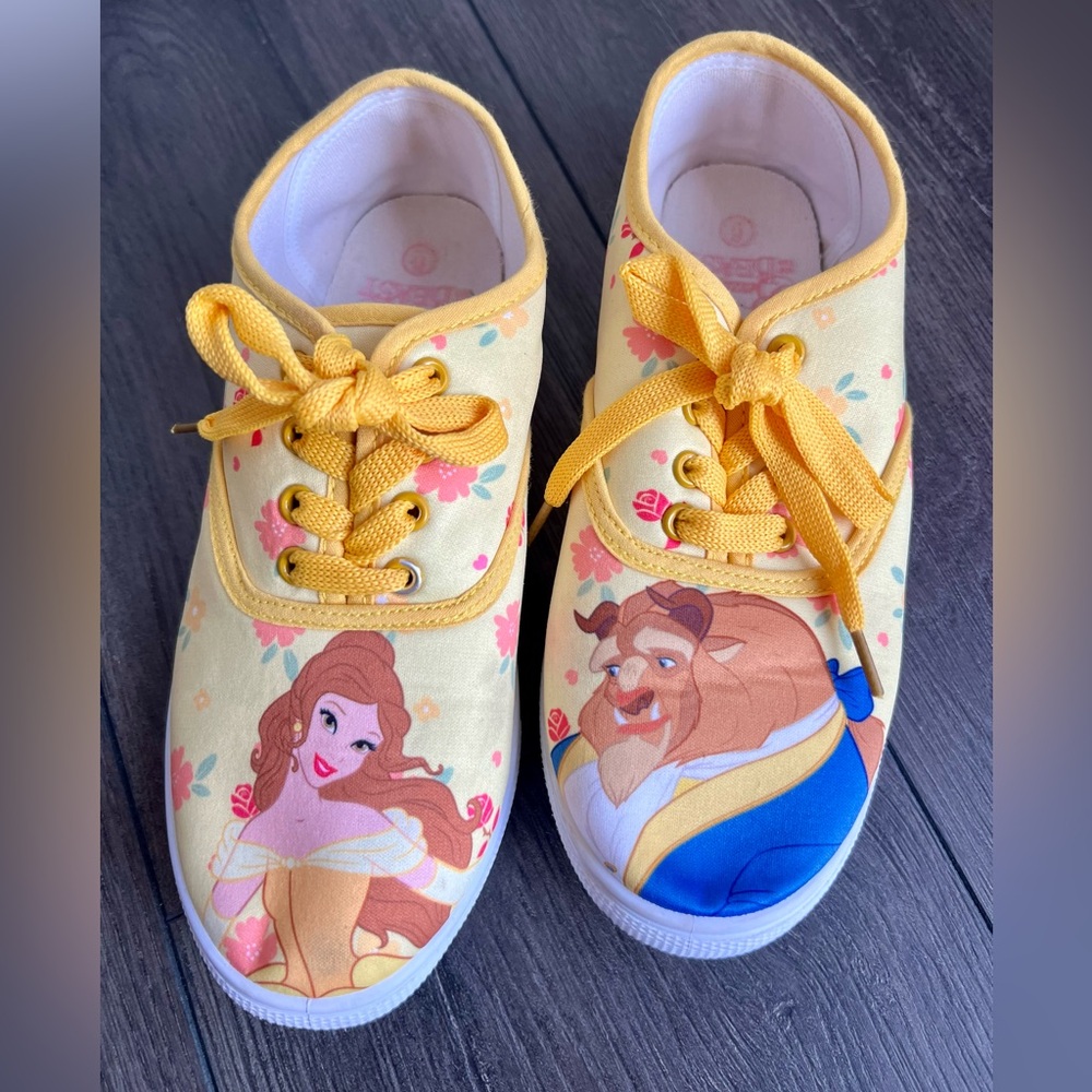 Disney Beauty and the Beast Shoes size 6